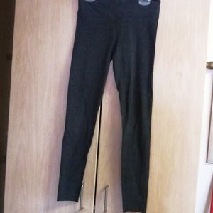 TNA dark grey leggings